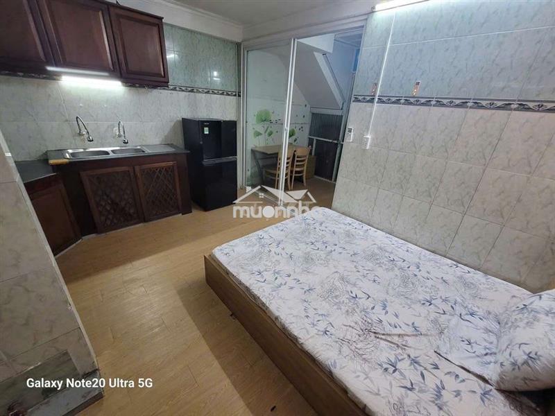 Phòng 24m2, khu vực vip, full nội thất, tự do, ko chung chủ