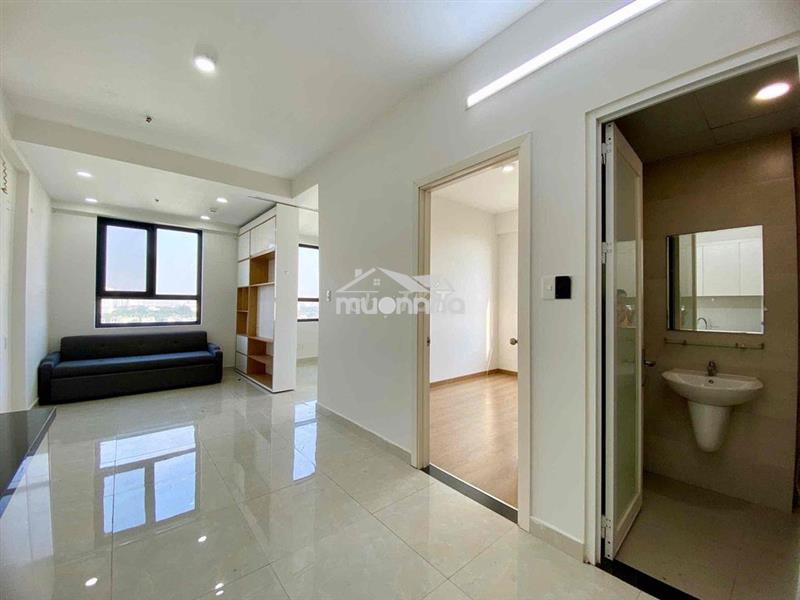 Cho thuê saigon intela 2pn trống 5,5-6tr/th; có nội thất 6.5-7tr/tháng