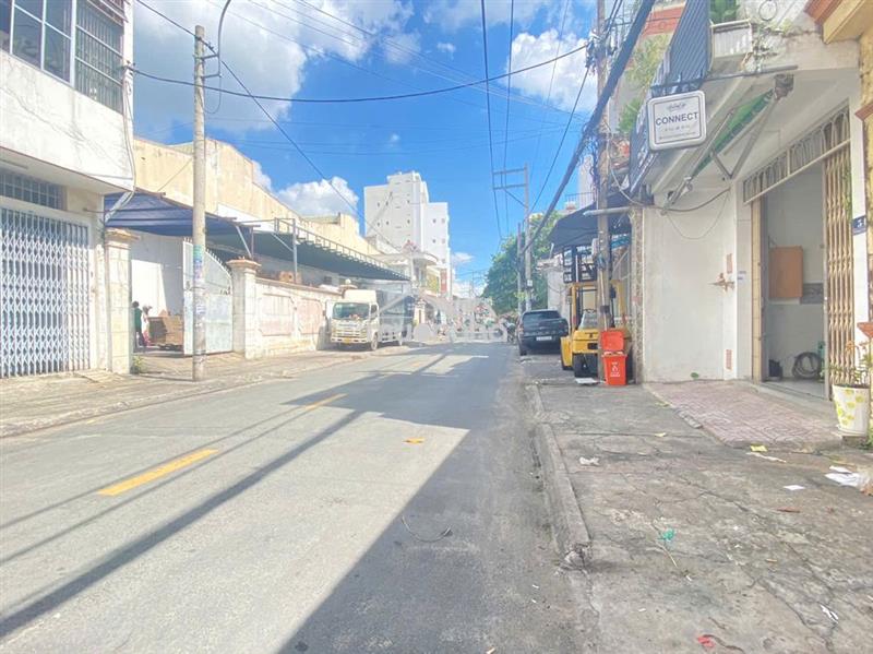 Kho hay xưởng 8x20m.cấp 4.hẻm 10m phan anh.gía:22tr