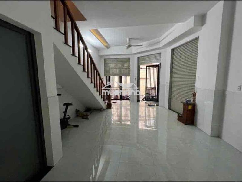 Cho thuê nhà 1 trệt 2 lầu gần - đường đỗ xuân hợp