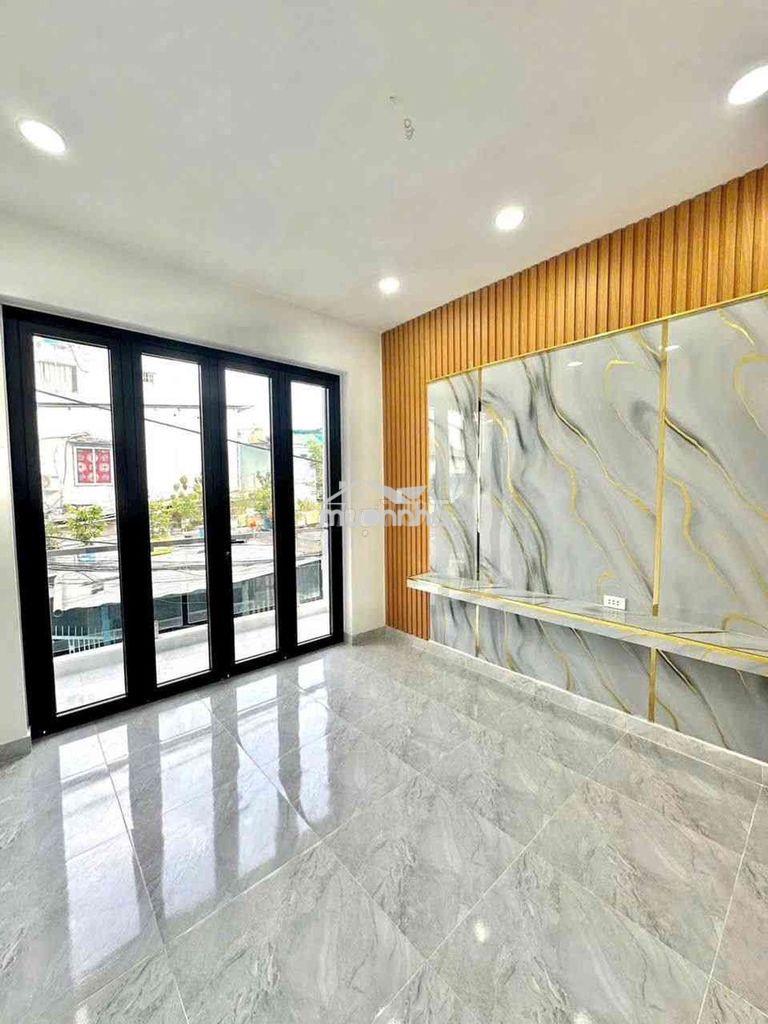Nhà đẹp q4- sát mặt tiền- 25m2 - 3 lầu đúc- chỉ 4 tỷ nhỉnh - 3