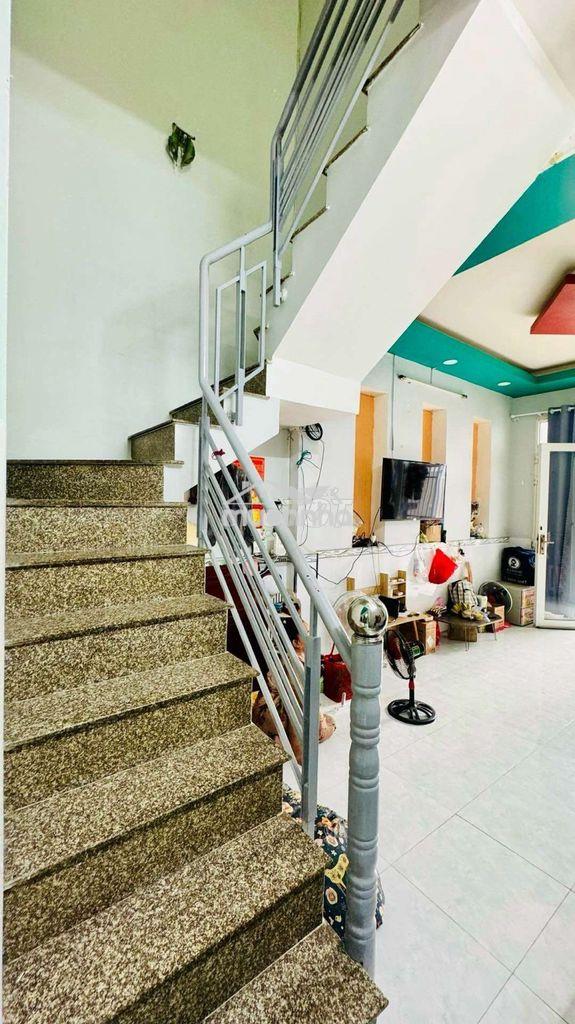 Bán nhà 2 tầng hẻm xe hơi - đ.phạm thế hiển q8 - dt 46m2 - giá 5.6 tỷ - 4