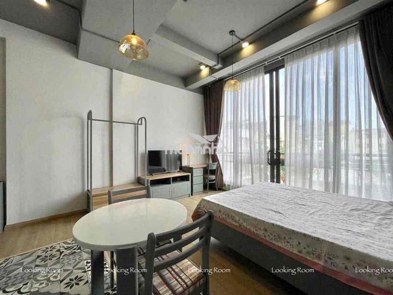 Studio ban công full nội thất ngay ngã 5 chuồng chó
