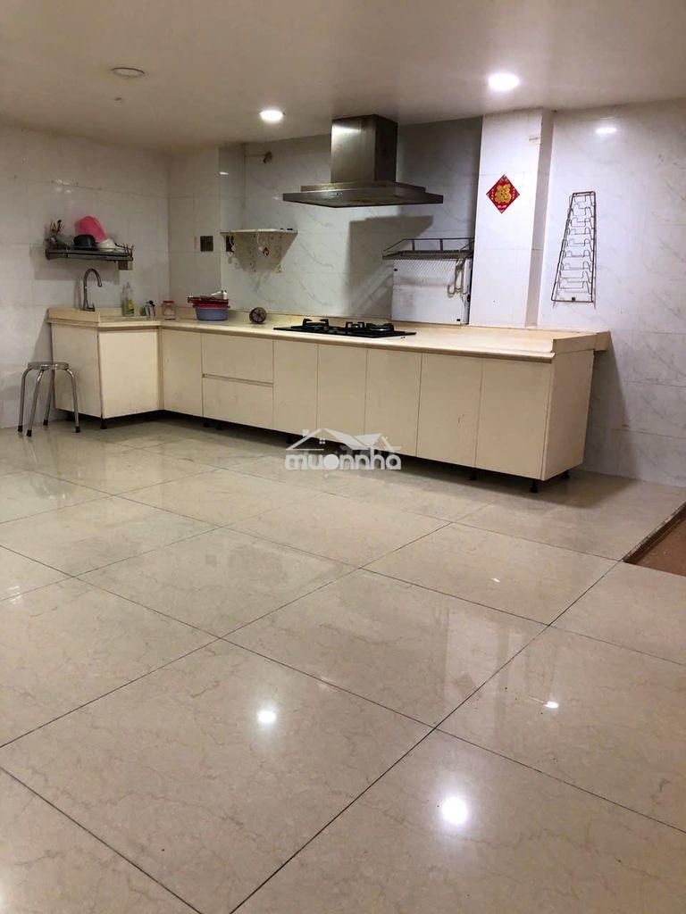Nhà 8x20m,4l,6 máy lạnh khu tên lửa giá 45tr/tháng - 2