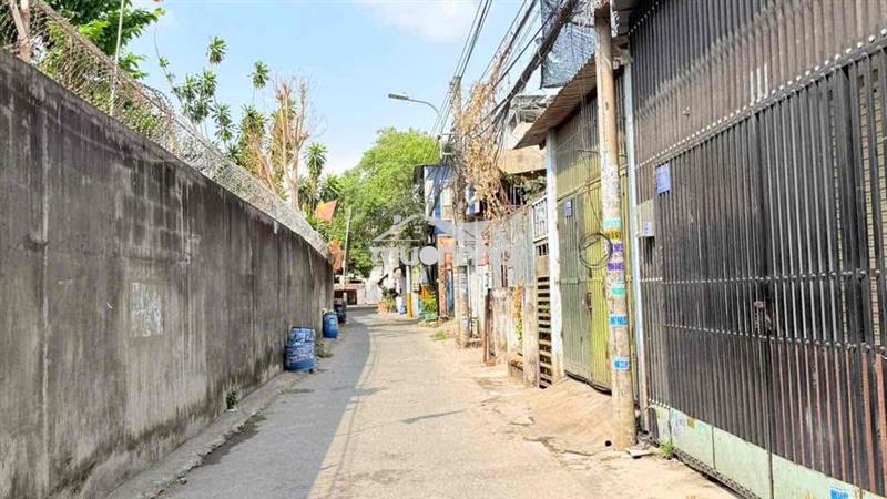 Nhà gần chợ đoàn thị kia,tân đông hiệp,tp dĩ an