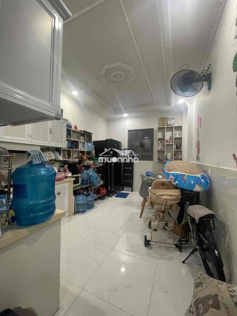 🔥Hiếm! nhà 3 tầng - 4pn - hẻm xe hơi quận 7 - nhỉnh 4 tỷ - 3