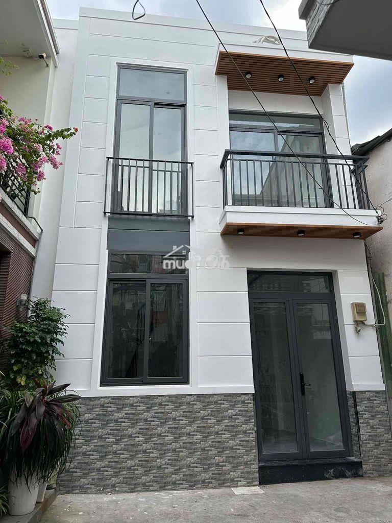 Nhà:5x7,1lầu,3pn hẻm 997(3m), trần xuân soạn, tân hưng, hồ chí minh