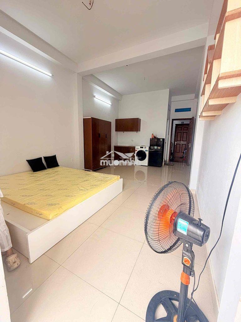 Cho thuê căn hộ siêu rộng ban công + cửa sổ full nội thất có máy giặt - 3