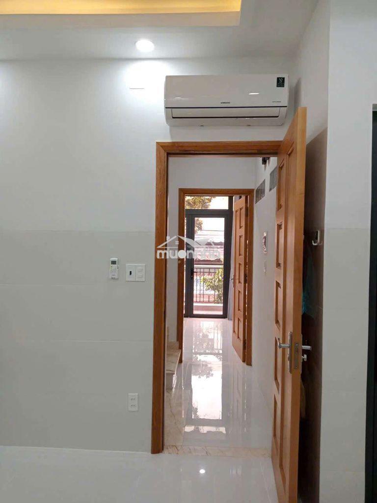 Phòng ban công full nội thất ngay đh ngân hàng & spkt tp.hcm - 4