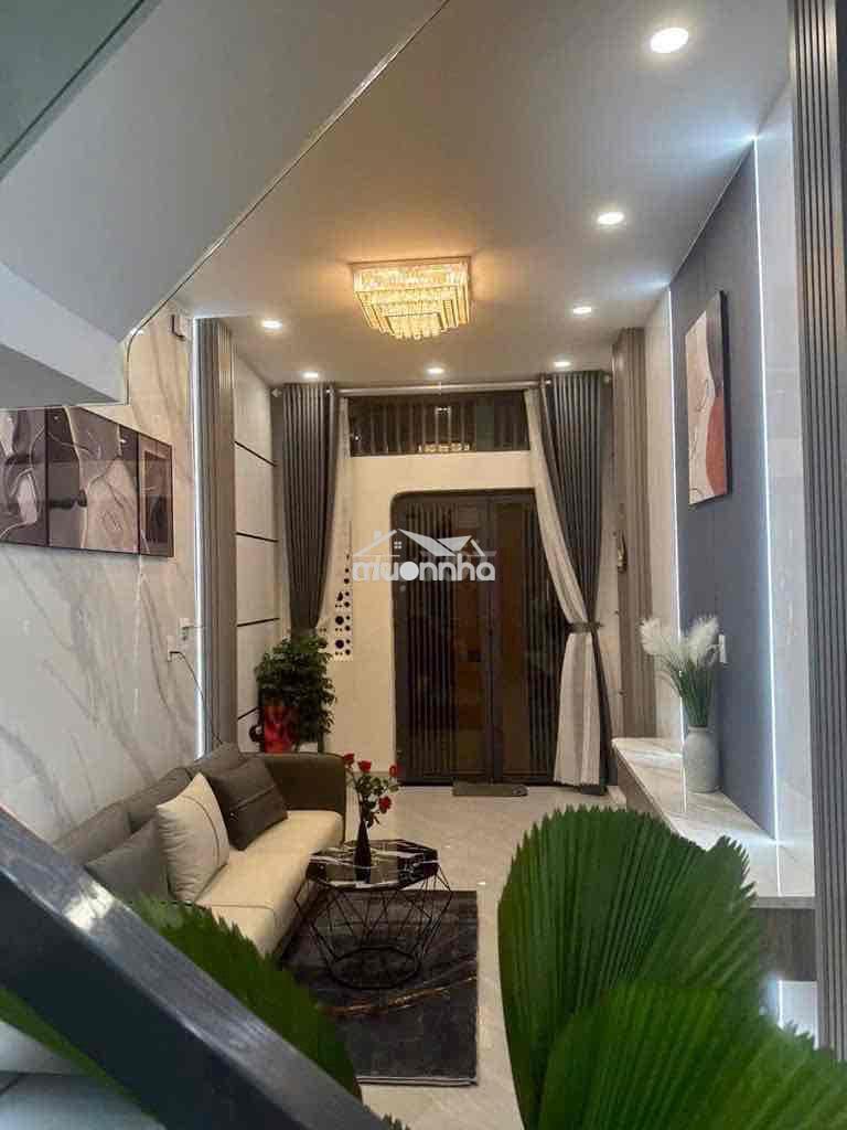 Nhà 3 tầng đẹp — gần hậu giang minh phụng văn thân (3m x 11m) 31m2