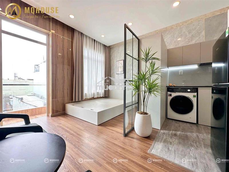 Studio ban công máy giặt riêng gần etown cộng hoà