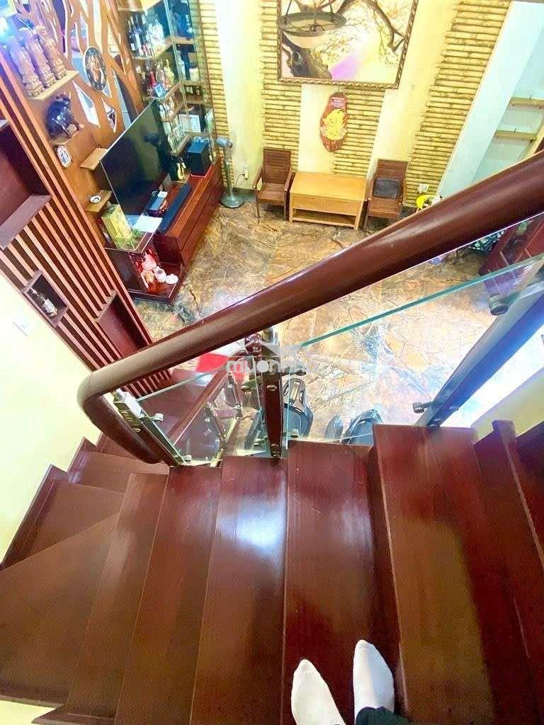 Hơn 6 tỷ - nhà gò vấp, hẻm lớn trải nhựa , dt 55m2, 5 tầng, xe hơi vô  - 3