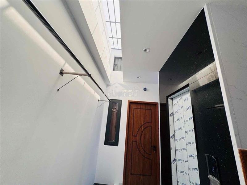 Nhà đẹp 4 tầng - 5pn - thang máy – hxh-nguyễn duy trinh, phường bình t