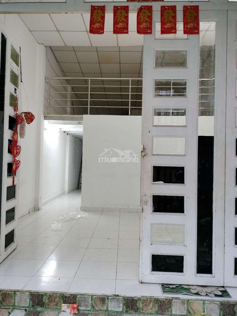 Cho thuê nhà diện tích lớn