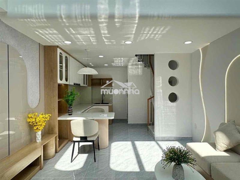 Cho thuê nhà 3pn4wc full nội thất ngay bình thạnh giáp quận 1