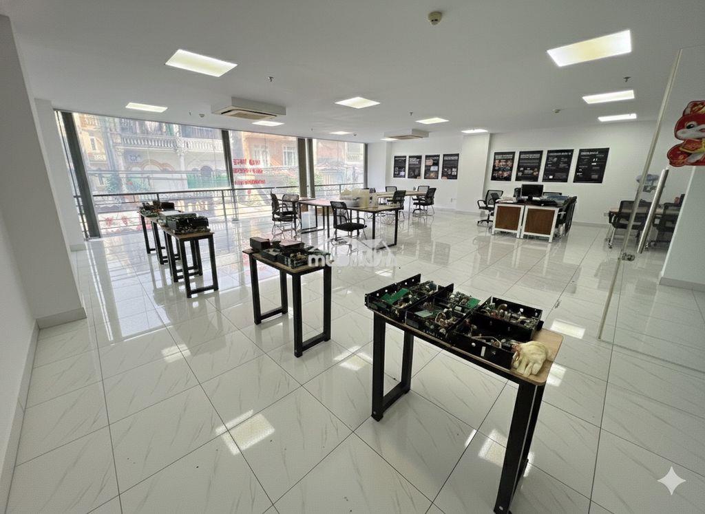 (Giá sốc) vp 90m2 - mặt trước view full kính - 3