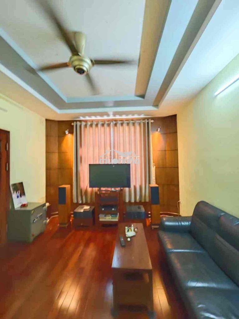 Bán nhà trung tâm 108m2 - hxh - 4 tầng - nội thất đẹp mà giá chỉ hơn 1 - 3