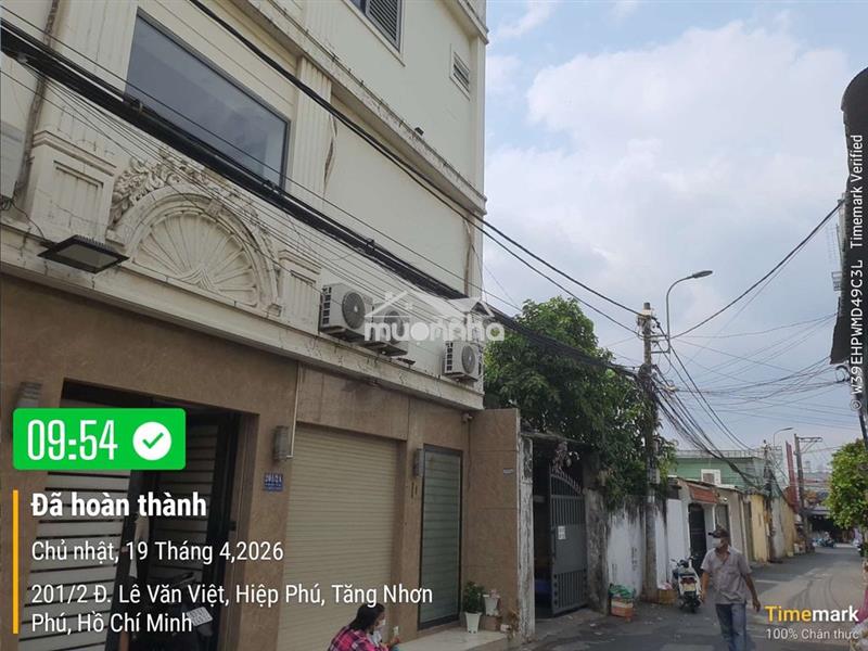 Phòng riêng full nội thất nhà xe rộng mặt tiền hẻm xe tải