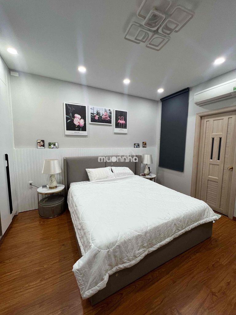 Cho thuê nguyên căn 1 trệt 3 lầu dt 4x19 - 3