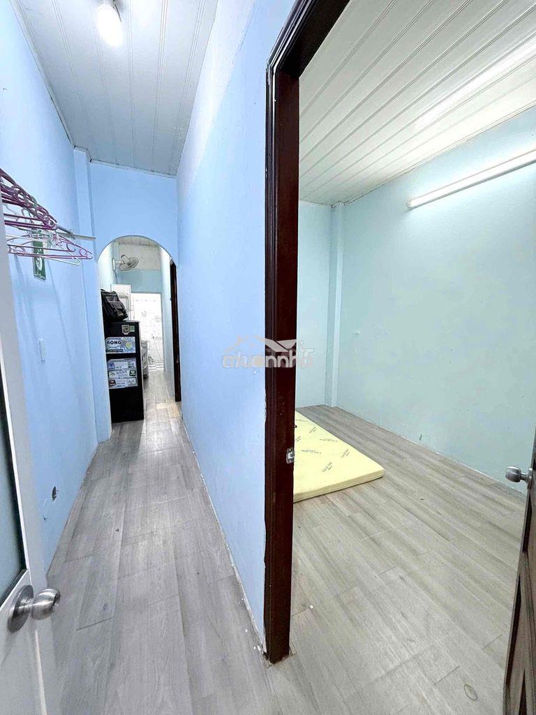 Chính chủ cho thuê căn hộ 2 phòng ngủ