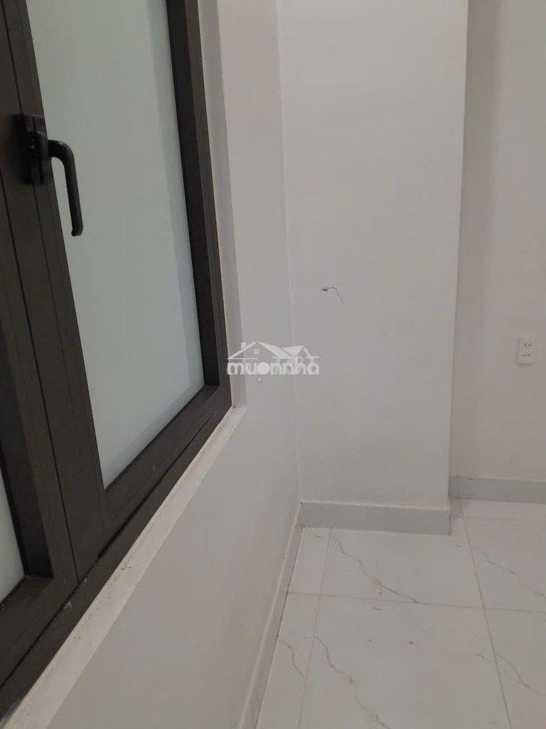 Cho thuê phòng đối diện đh luật - 4
