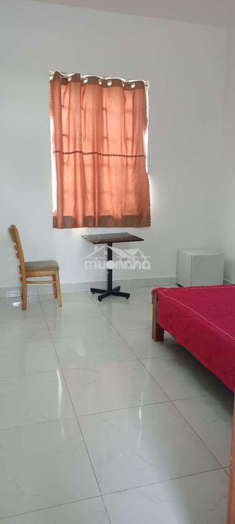 Căn hộ mini có máy lạnh,tolet riêng giờ giấc tự do lầu 2 cửa sổ bancon - 2