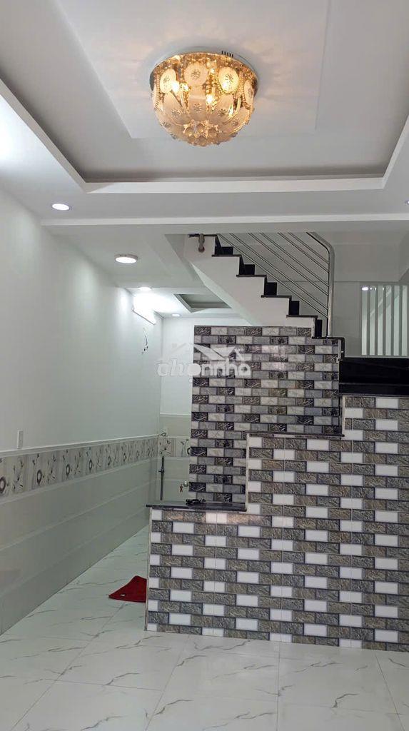 Chính chủ bán nhà dt:3,5x9,5 giá 1,85 tỷ ,lầu , vi bằng hbc,tđ