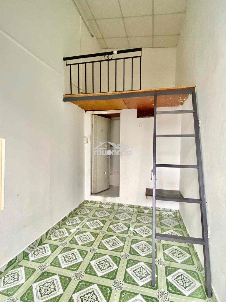 Gác ban công gần công viên gia định-sân bay-gần iuh-dh gia định - 2