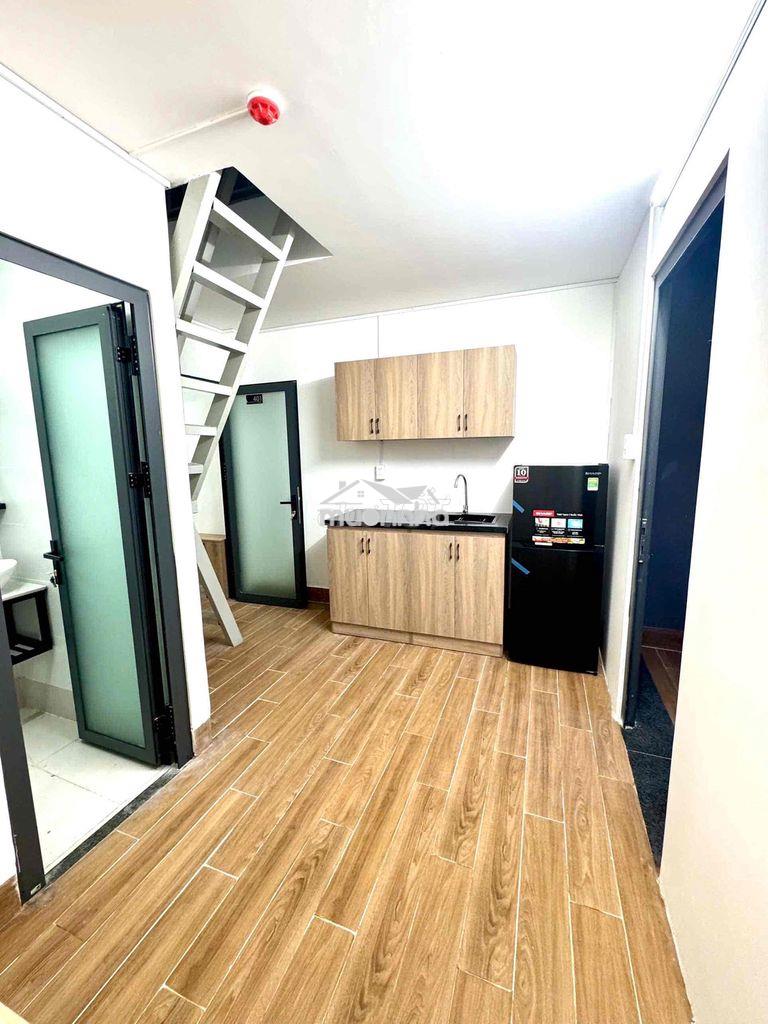 Căn hộ mini 30m2 1 trệt 1 gác cao, có 2 ban công thoáng | sát q1
