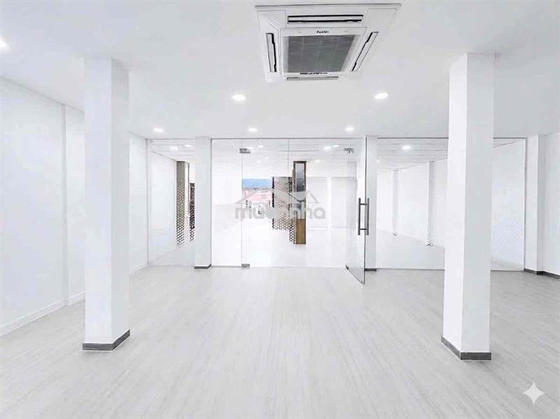 Cho thuê nhà nguyên căn 8x18m 5 tầng ở 9 trương quốc dung q phú nhuận