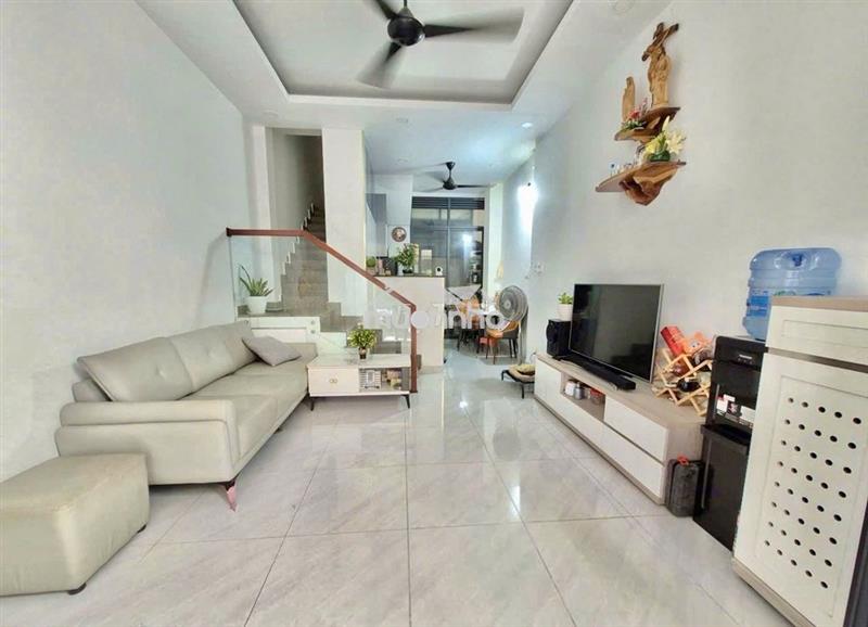Bán nhà 5 tầng , hẻm