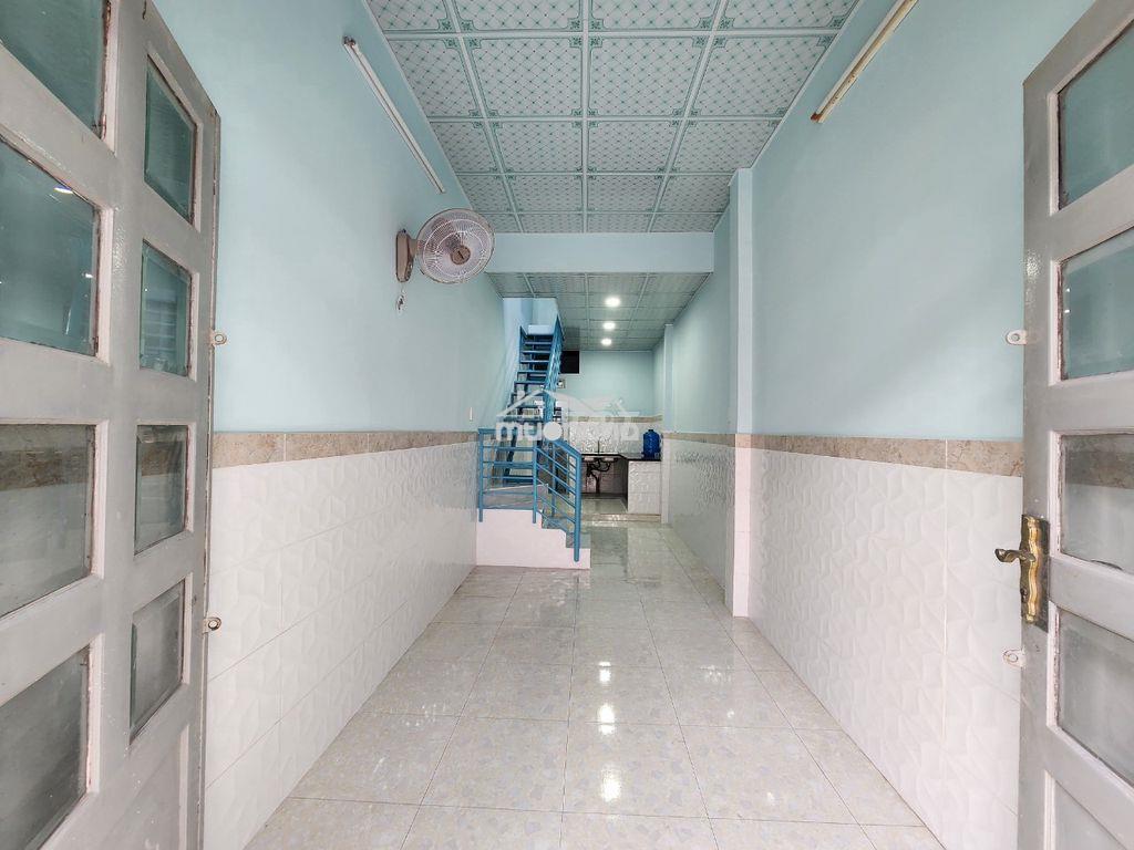 Nguyên căn cho thuê, 2 sẹt, xe ôtô 4 chỗ ngay cổng. tổng gần 40m2 - 2