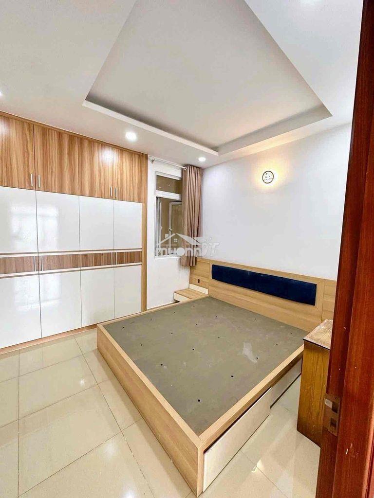 Bán nhà đs 19, 3 tầng hoàn công, ô tô trong nhà