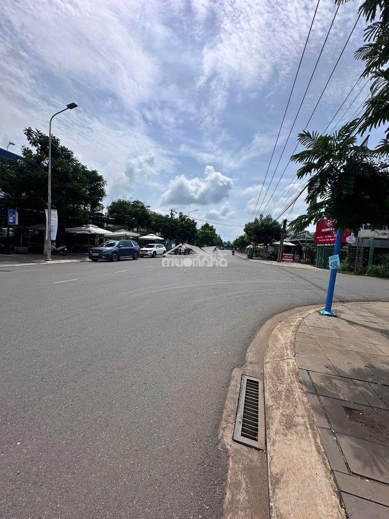 Ngã ba vòng xoay đường hồ thị hương. giá rẻ sổ riêng thổ cư. mt nhiều - 2