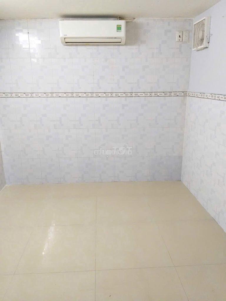 Nhà nguyên căn lầu 3 thang bộ gần đhyd, đhsp, t.kiều  - 4