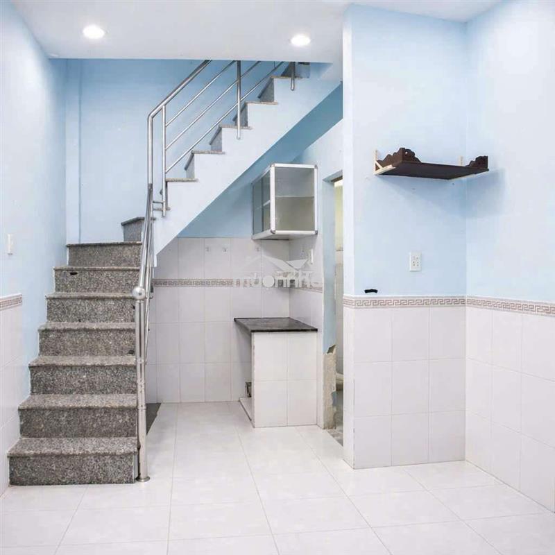 Nhà nguyên căn q8 giá siêu rẻ 3tr - cọc 1.5tr - tiện ở/làm kho hàng