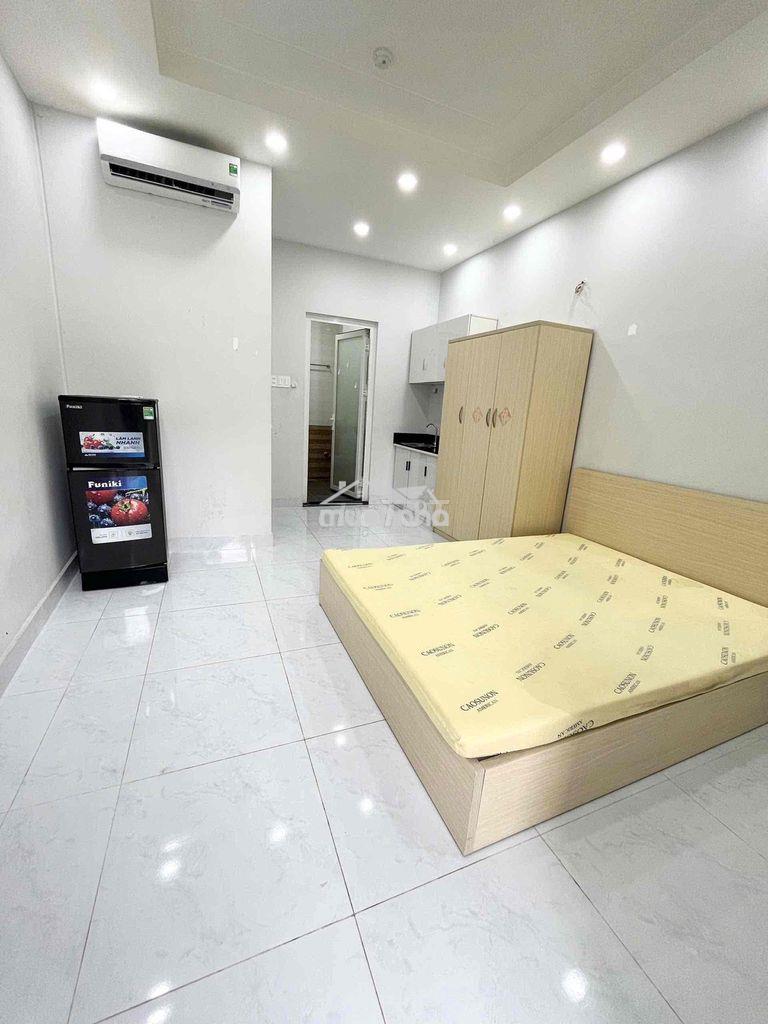 Chính chủ cho thuê căn hộ ban công mặt tiền phạm văn chí   📍 - 2