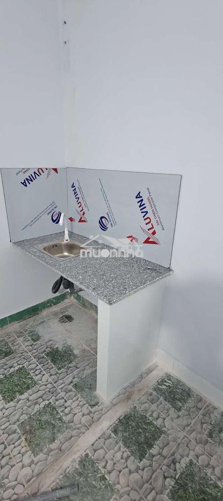 Phòng ban công rộng mới tinh - 2