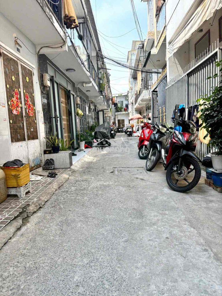 Chính chủ bán gấp nhà hẻm đường số 25a phường tân quy q7 .dt 3x7