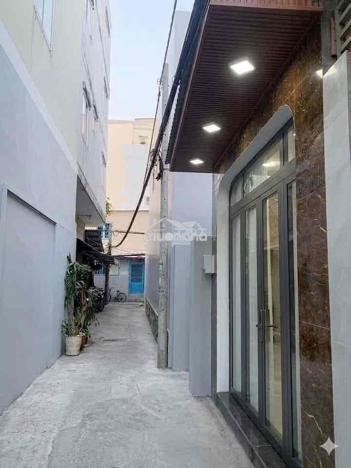 Quận 7 – 4 tỷ 750 -  nhà mới 2 tầng 42m² - 2pn  - hẻm 3m - ngay ubnd p - 2