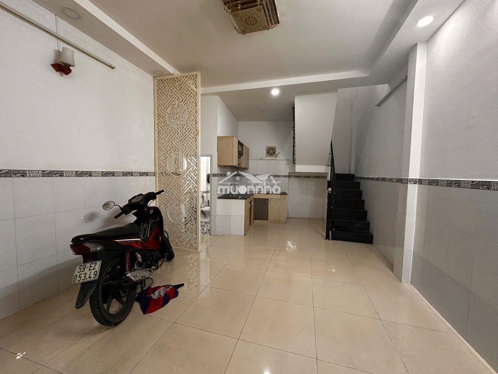 Nhà thuê cmt8 quận 3 2pn 2wc - 3