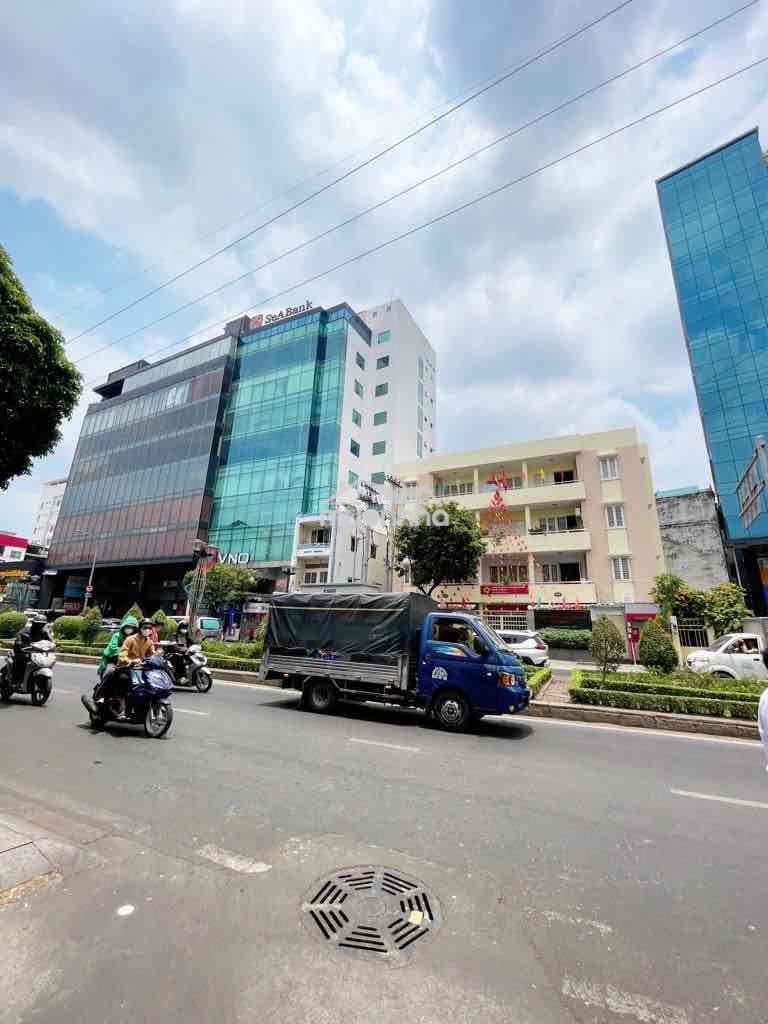 Chủ đang ngộp nên cần bán gấp giảm 2tỷ hxh  ngay khu phan xích long pn
