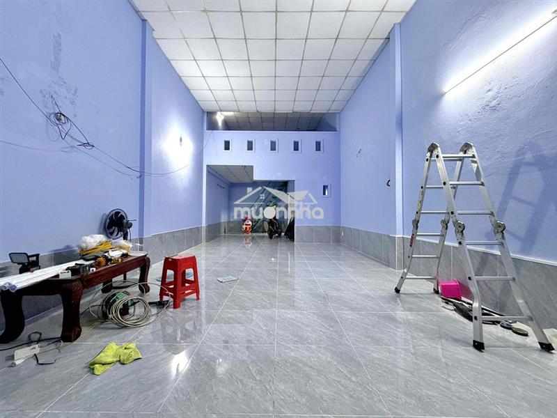 Cho thuê nhà nguyên căn 80m2 hẻm oto cách chợ 100m - nhà nở hậu