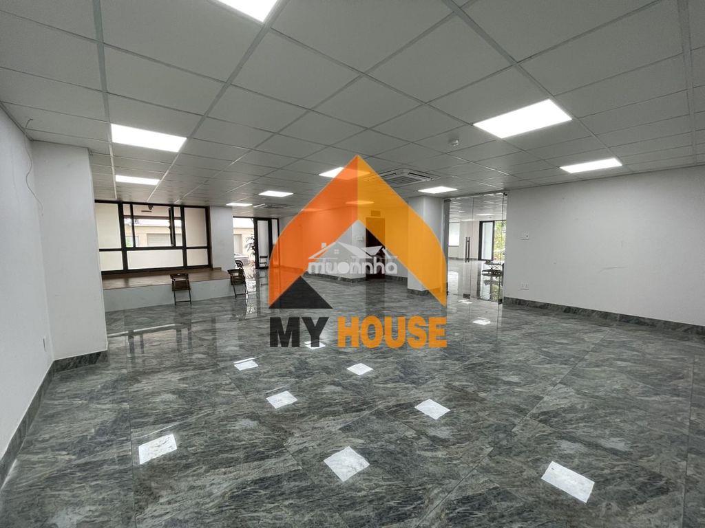 Tòa vp trug tâm q2 giá rẻ có thể làm này làm kia ! - 2