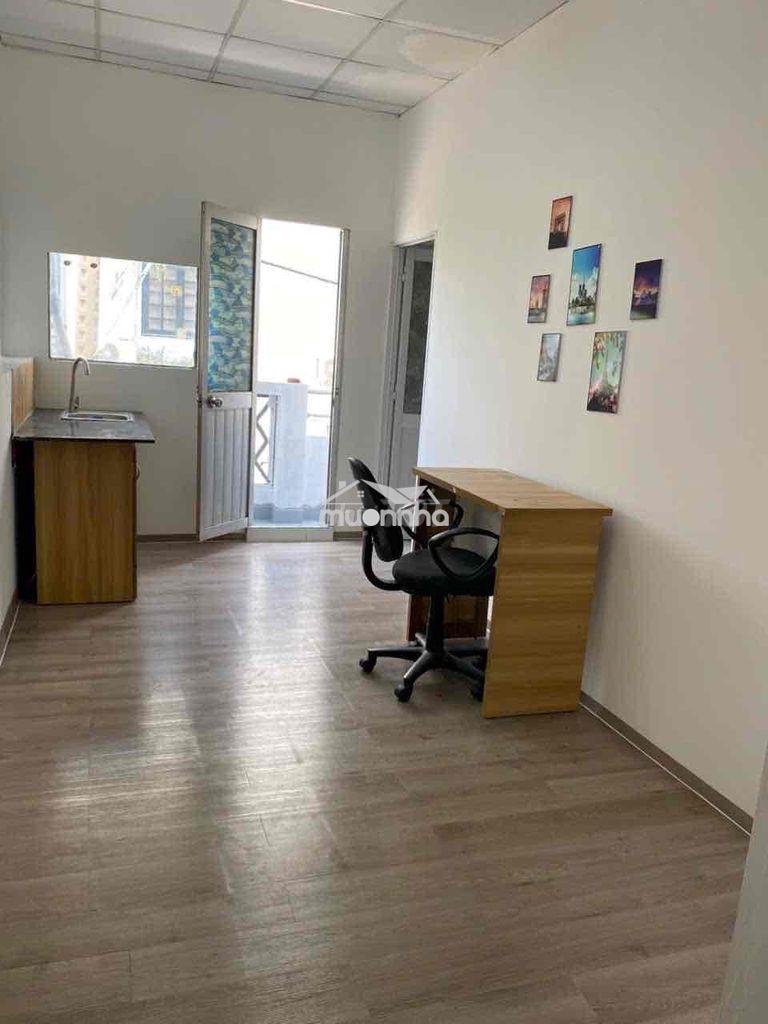 Chính chủ 2pn 50m2 ban công ngay vlu luôn - 2