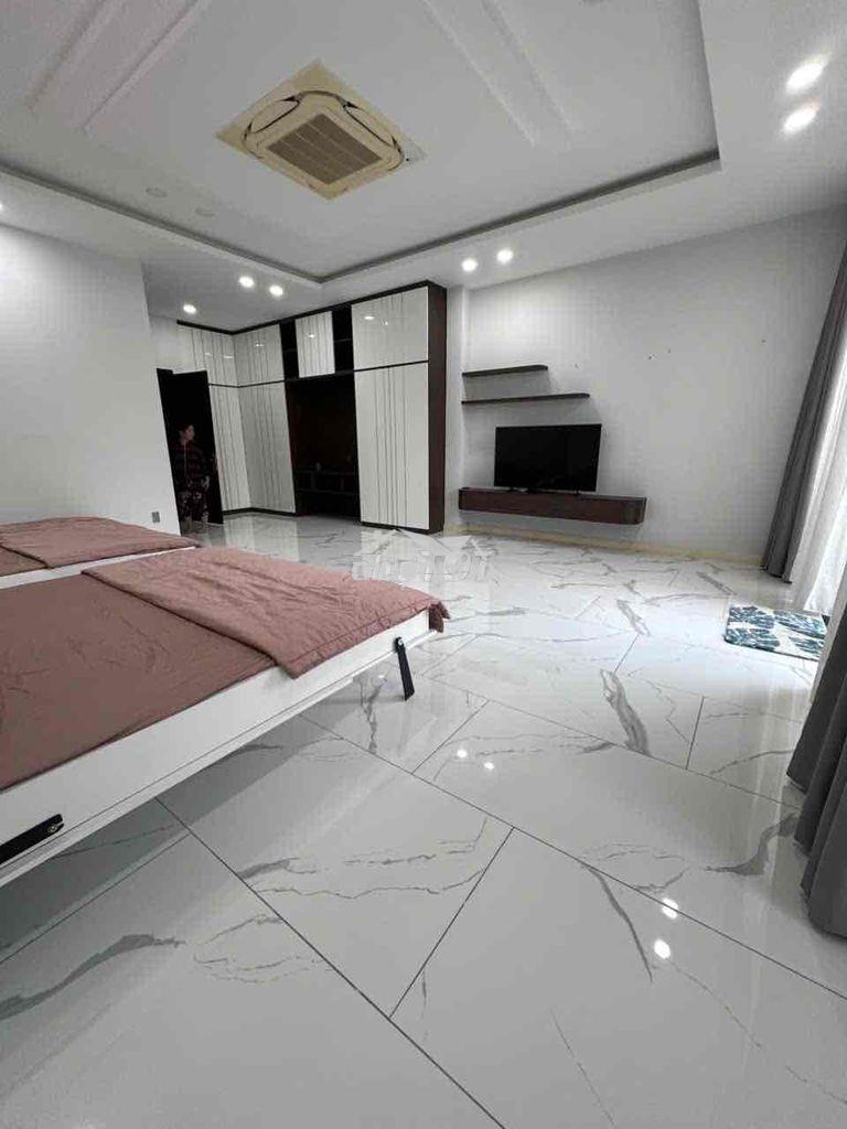 Cho thuê nhà khu tên lửa sát aeon full nội thất , dt 5x20 xd 3,5 tấm