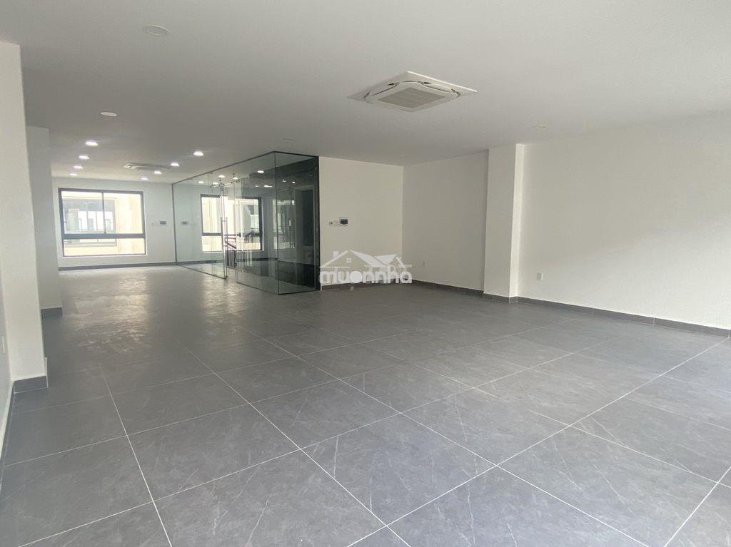 Văn phòng kdt vạn phúc city 7x20m  14tr thang máy, máy lạnh, vách kính - 2