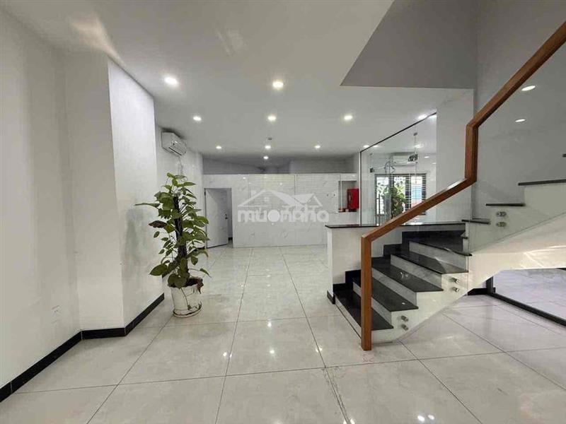Văn phòng - mbkd vị trí đẹp mặt tiền phường phú hoà