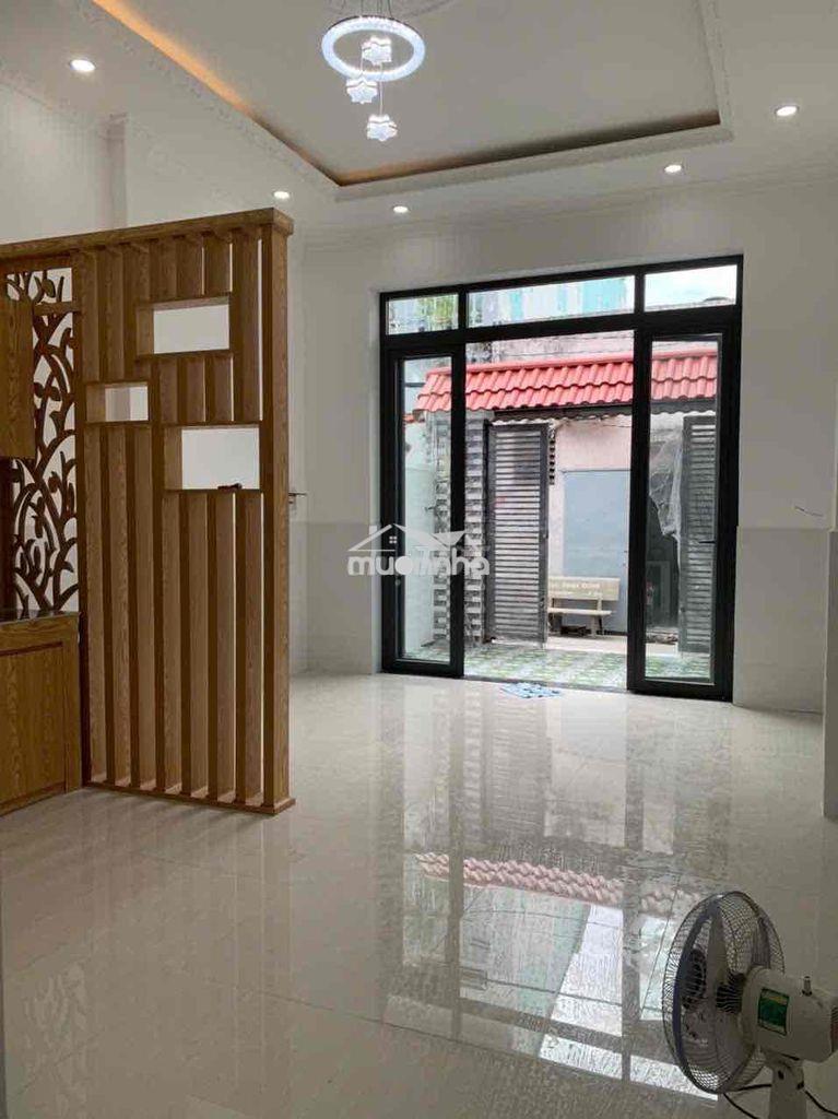 Cho thuê nhà dt 4x17 nhà cấp 4 ) 2 phòng ngủ .1 wc - 2