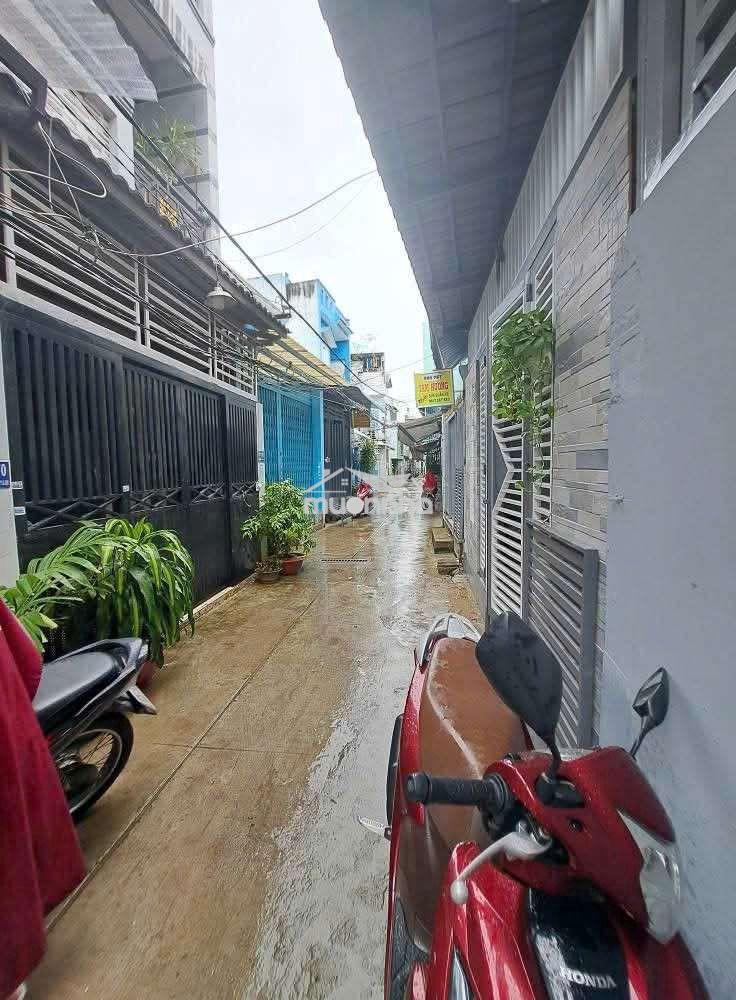 Nhà đẹp - 3 tầng - 4pn , 3wc - 2